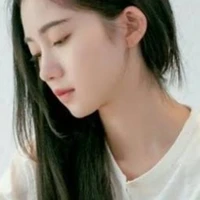 ฟ้า(เพื่อนนางเอก)