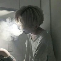 เพื่อนพ.อประธานน.ร[สายฟ้า]