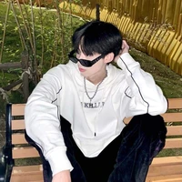 เจมส์//พอ.