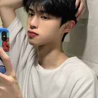 เอ็กซ์โซ่👀(พระเอก)