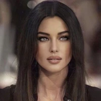 Stella De Santis