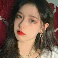 ทีนะพิม(นางเอก)