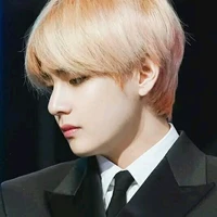 kim taehyung