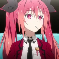 อิสึกะ โคโทริ | ร่างมนุษย์