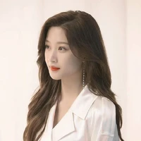 โรส(แม่พระเอก)