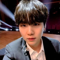 Min yoongi (Dosen/Suami)