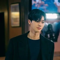 ติณณ์(เพื่อนพระเอก)