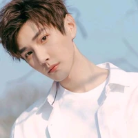 ไนท์(พระเอก)