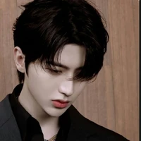 วิน/พระเอก