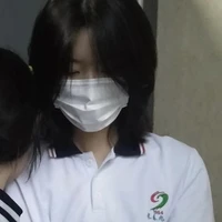 พลอย
