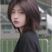 แก้ว(นางเอก)