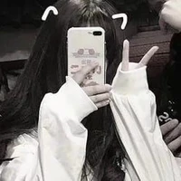 พลอย