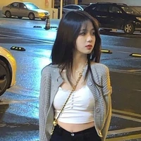 มี่จัง.