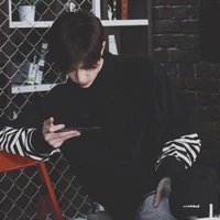 โยชิ(พี่นางเอก)