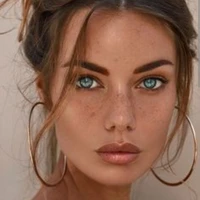 Ava William (FL Bff/assistant)