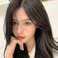 พลอย