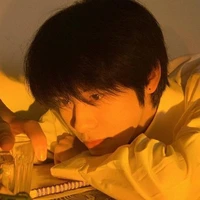 นาวา(เพื่อนพระเอก)
