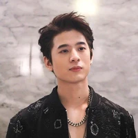 มาร์ค//พ่อ น.อ