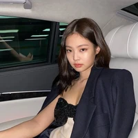 {kim jennie}