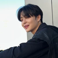 {park jihoon}