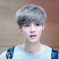 เอริน😒(จะร้ายก็ไม่ร้ายจะดีก็ไม่ดี)