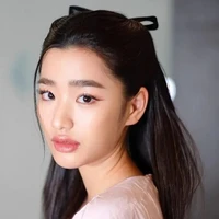 มิ้วตี้=หัวหน้าห้อง