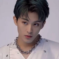 𝐌𝐫. 𝐓𝐡𝐞𝐨