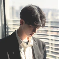 ต้นกล้า(เพื่อนพระเอก)