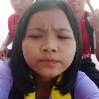 ตอง ( นางเอก)