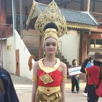 พลอย(นางร้าย)