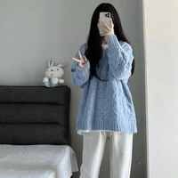 ชมพู.
