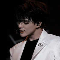 jung jeno.