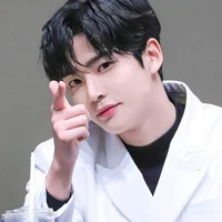 คิม พระเอก