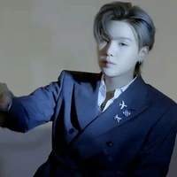 Min yoongi (Suga)