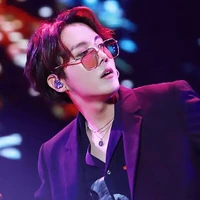 Jung Hoseok (J-hope)