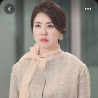 Kate mother