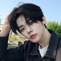กร(พ่อจีน่า)