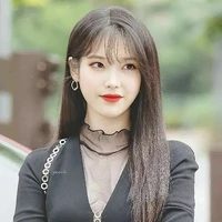 Riana Cahrd (Mommy)