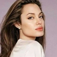 Ny. Angieta