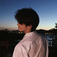 เบส(เพื่อนพระเอก)