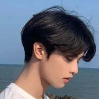 คิม/พระเอก