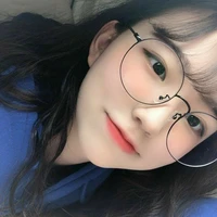ต้นหอม(เพื่อนนางเอก+ใส่แว่น)