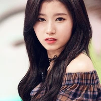 Sana < 19 años >
