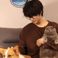 เลย์:นาย(เอก)ร้าย+ตอนใส่แว่น+ผมดำ