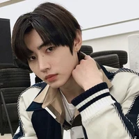 Gavin (กาวิน)