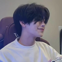 เเมกซ์(ลูกน้องพน.)