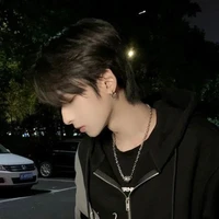 เจมส์(เพื่อนนายเอก)