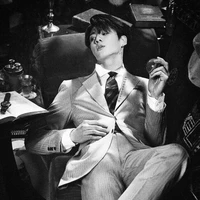 ภาม•มือขวา พ.อ•