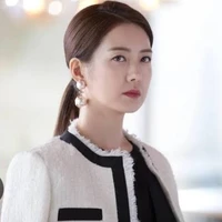 Gyuri ( Mommy Yoongi )