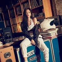 Jennie Ruby Jane Kim